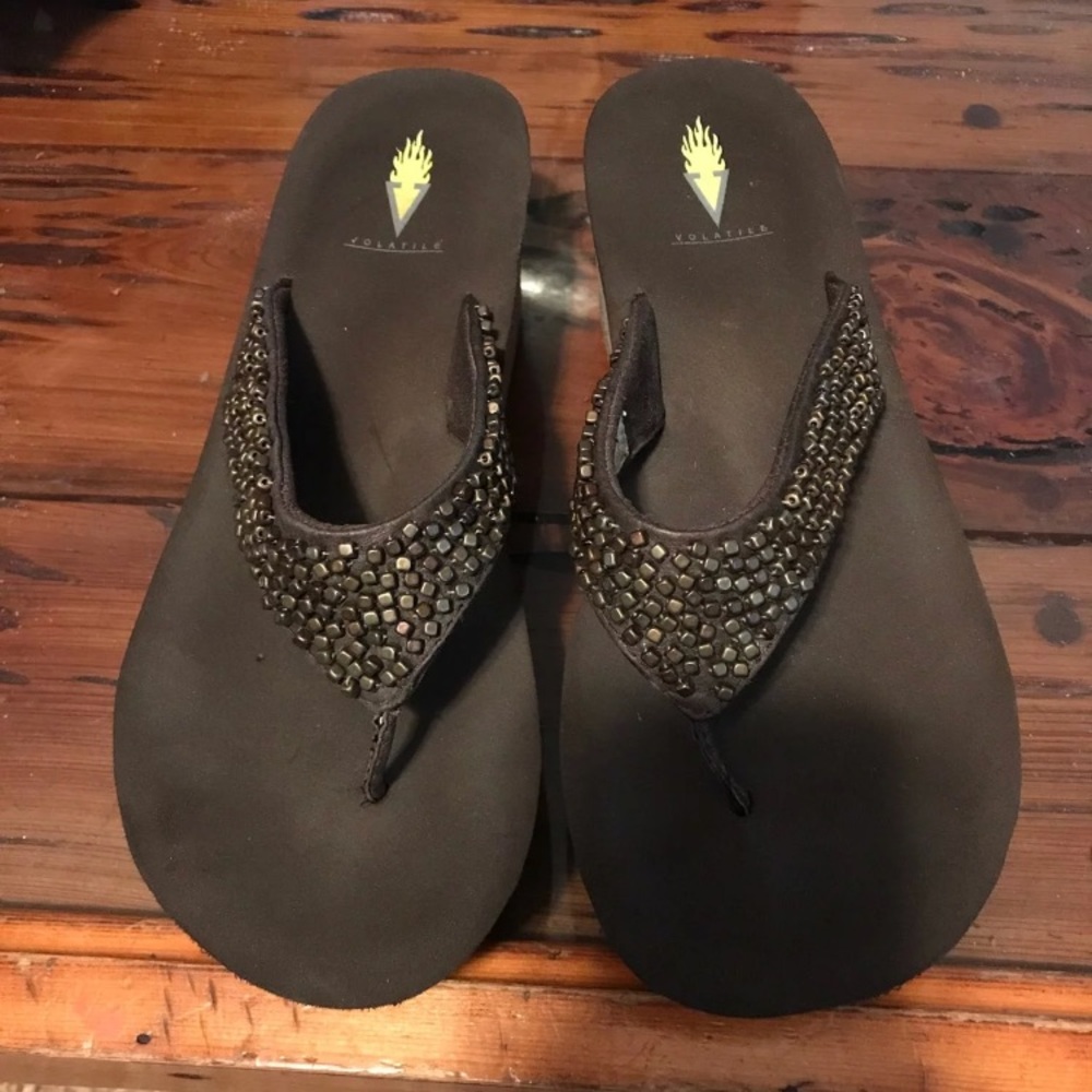 Volatile Sandals - Picture 1 of 5